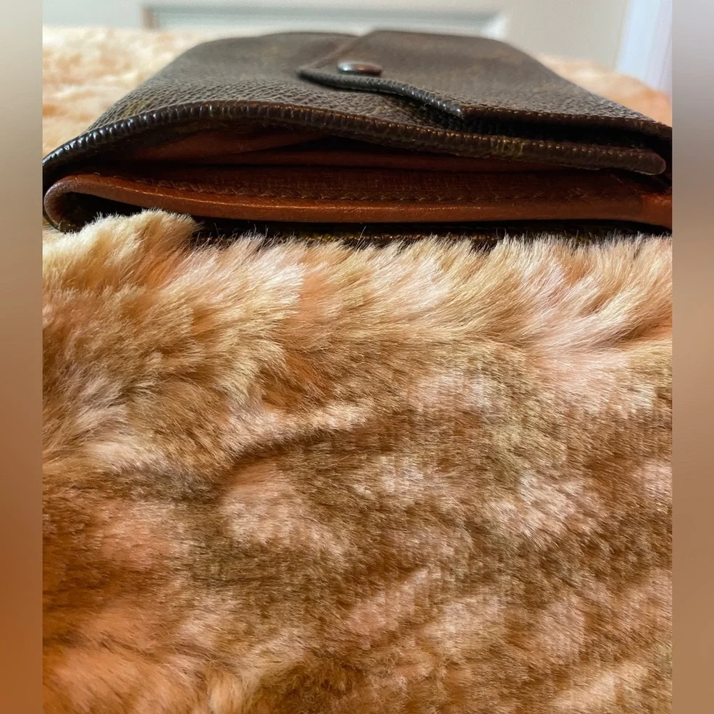 Louis Vuitton Monogram Elise Compact Trifold Wallet